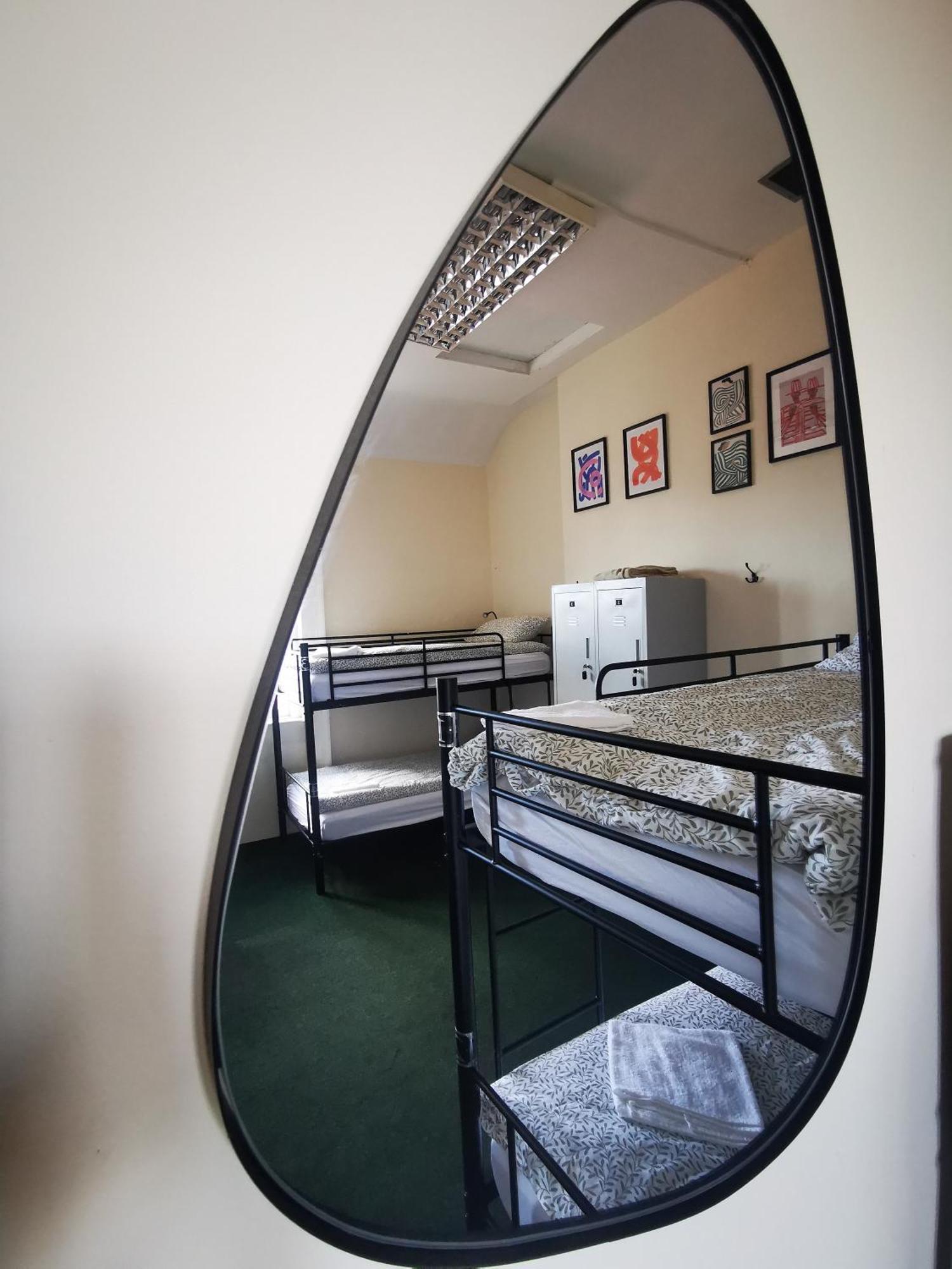 Botanic Avenue Hostel Less Than A Mile From The City Centre Belfast Exterior foto